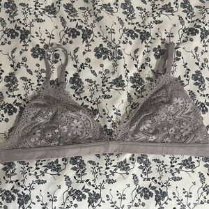 Lace Bralette in Gray